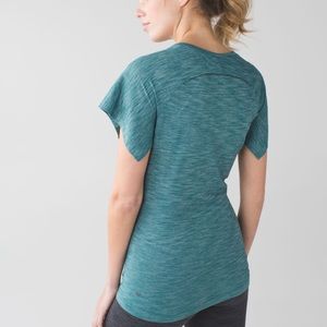 Lululemon &go Take-off Tee in Heathered Forage Teal